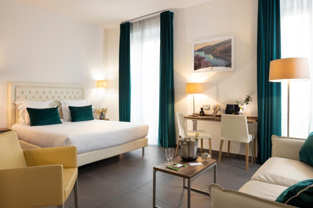 Azur Riviera Hotel